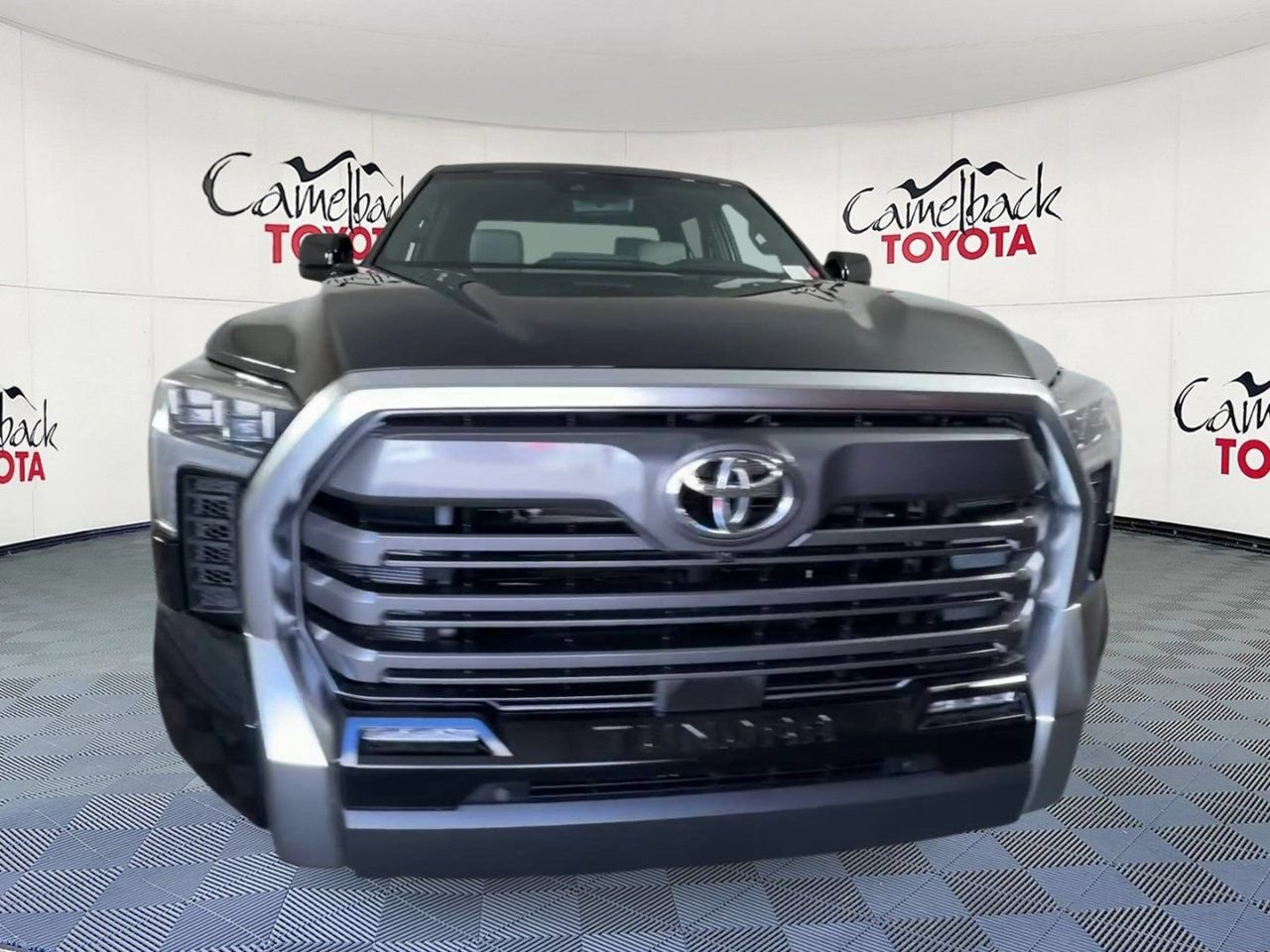 New 2026 Toyota Tundra Limited AWD/4WD image 6