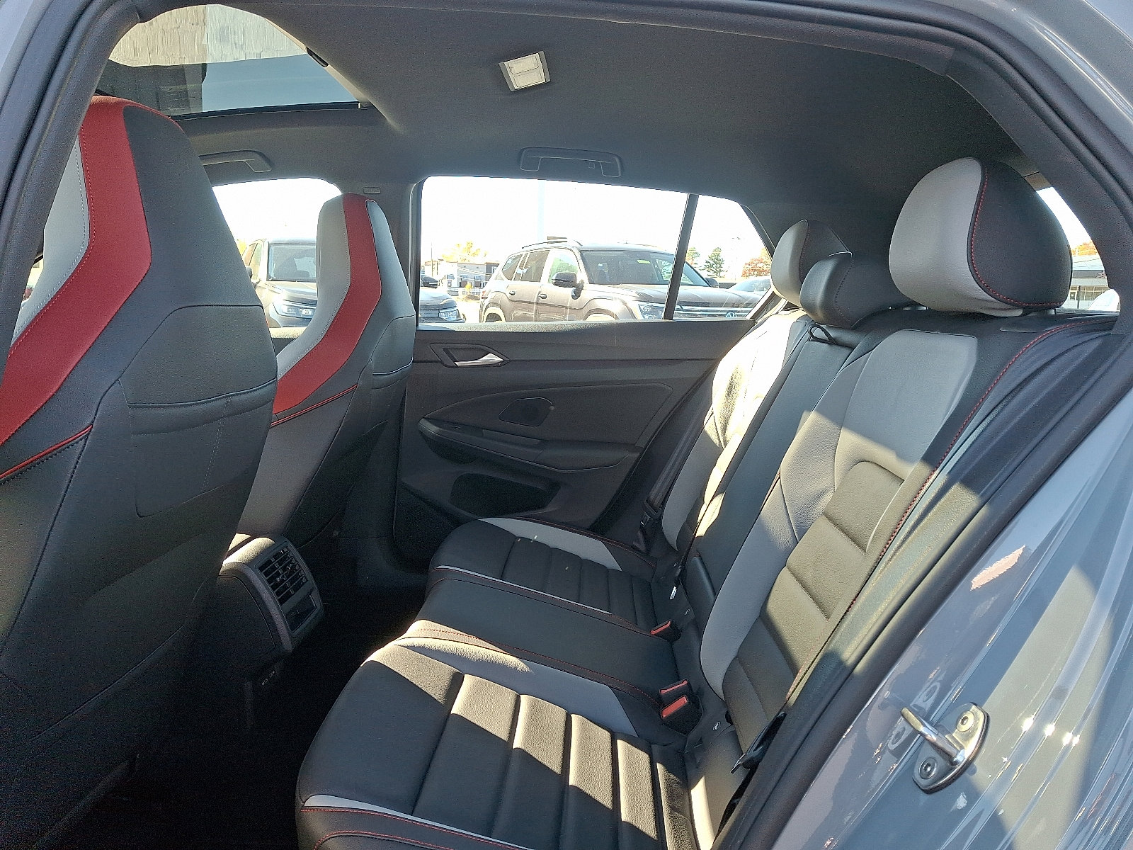 Used 2024 Volkswagen GTI SE image 10