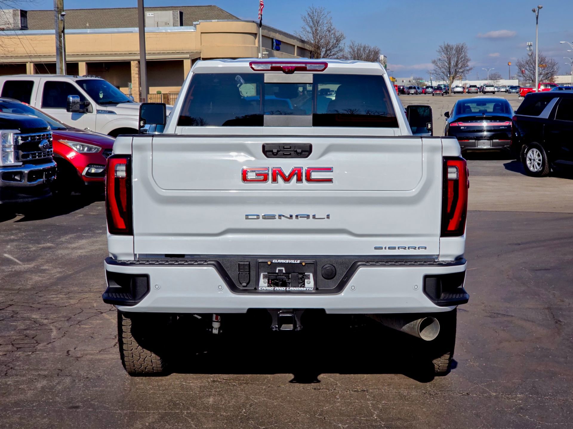 Used 2025 GMC Sierra 3500 Denali w/ Denali Reserve Package AWD/4WD image 16