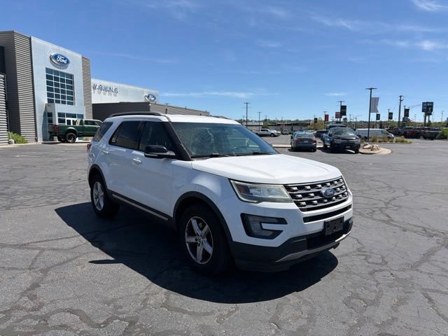 Used 2017 Ford Explorer XLT