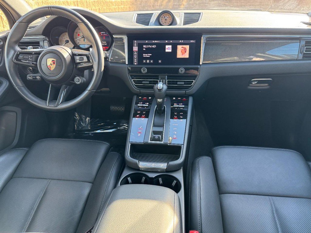 Used 2023 Porsche Macan S image 11