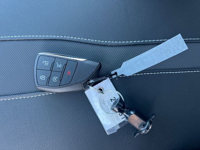 New 2026 Chevrolet Traverse RS w/ LPO, Floor Liner Package FWD image 28