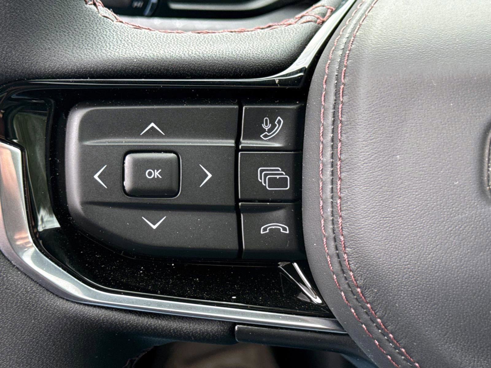 New 2025 Jeep Wagoneer S Limited image 17