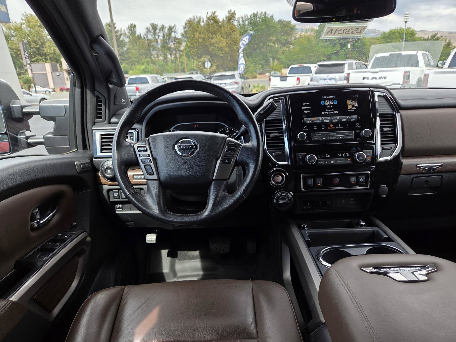 Used 2022 Nissan Titan Platinum Reserve w/ Moonroof Package AWD/4WD image 16