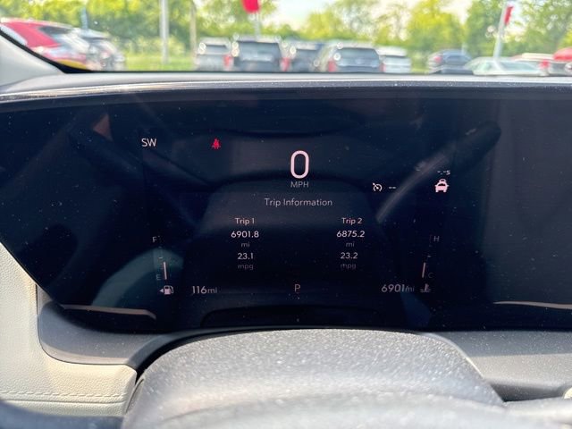 Used 2024 Buick Encore GX Avenir w/ Avenir Convenience Package FWD image 20