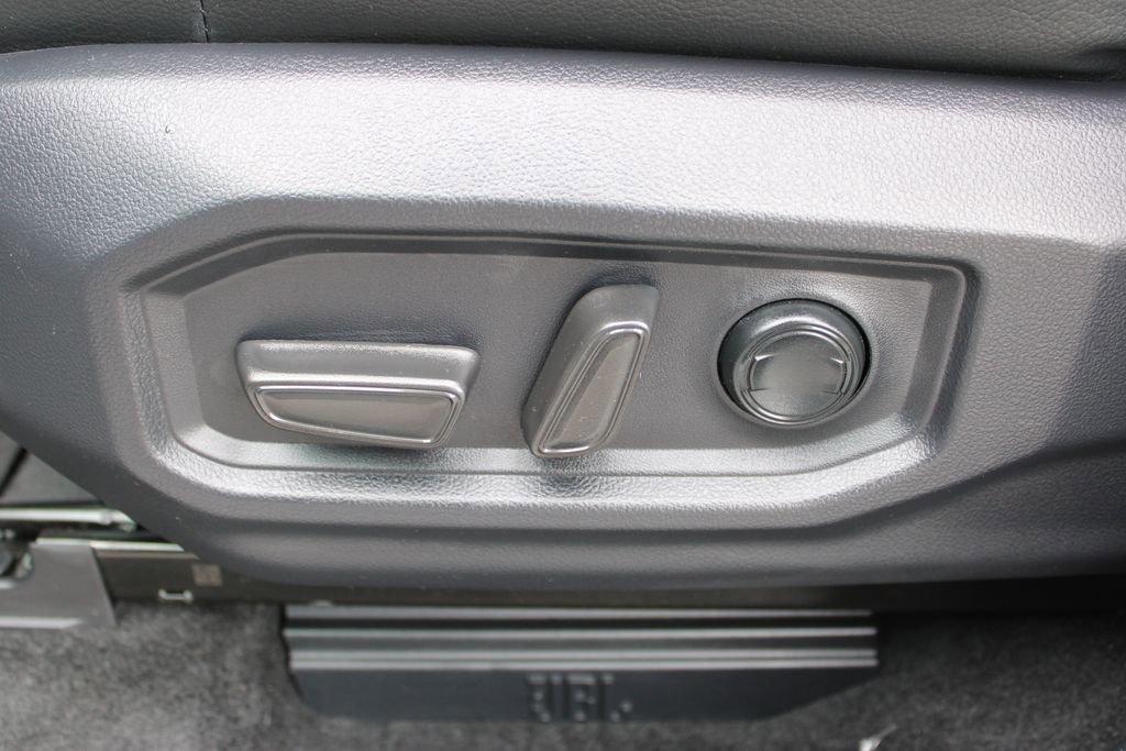 Used 2025 Toyota Sequoia Limited image 27