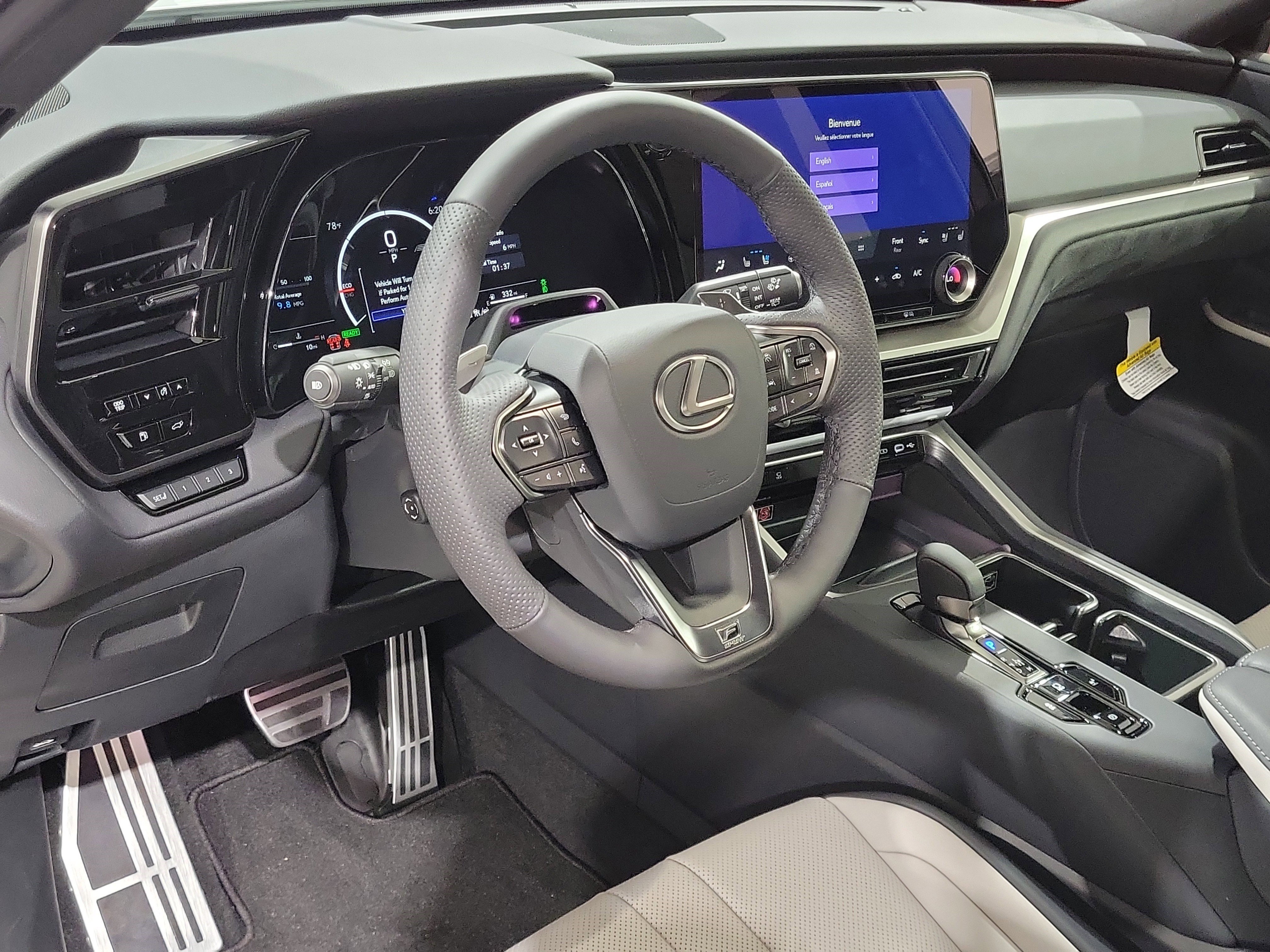 New 2026 Lexus TX 500h AWD image 8