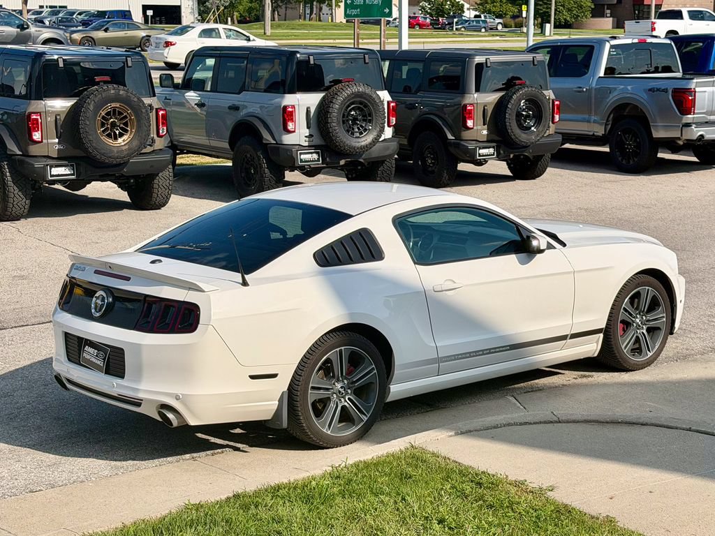Used 2013 Ford Mustang Premium w/ V6 Performance Pkg RWD image 6
