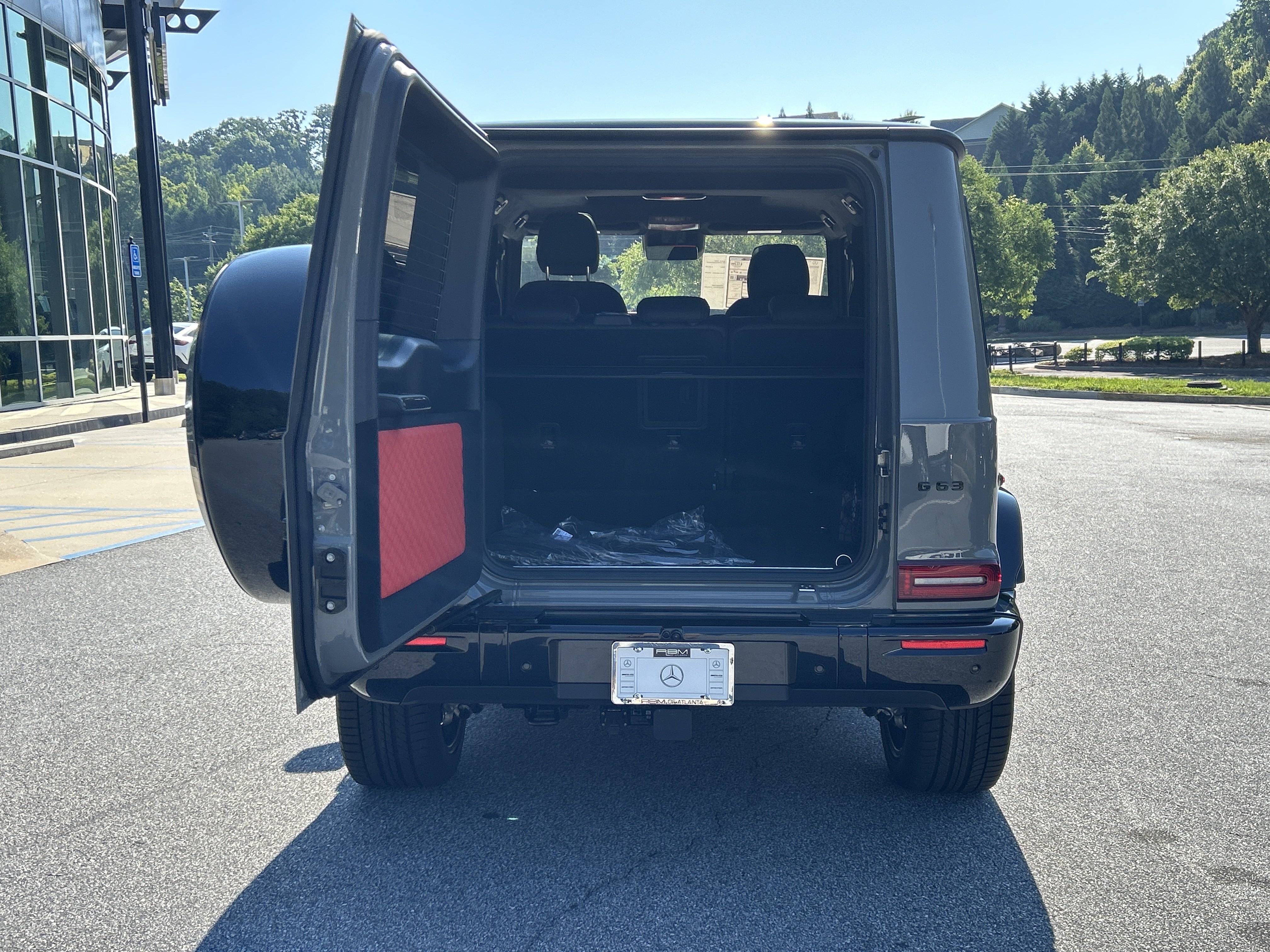 New 2026 Mercedes-Benz G 63 AMG 4MATIC image 9