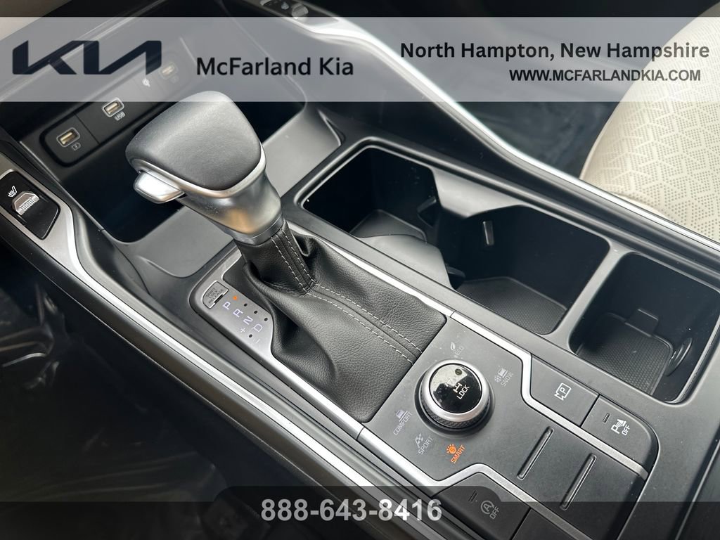 Used 2023 Kia Sorento S AWD/4WD image 25