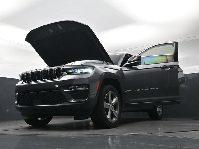 Used 2022 Jeep Grand Cherokee Limited RWD image 41