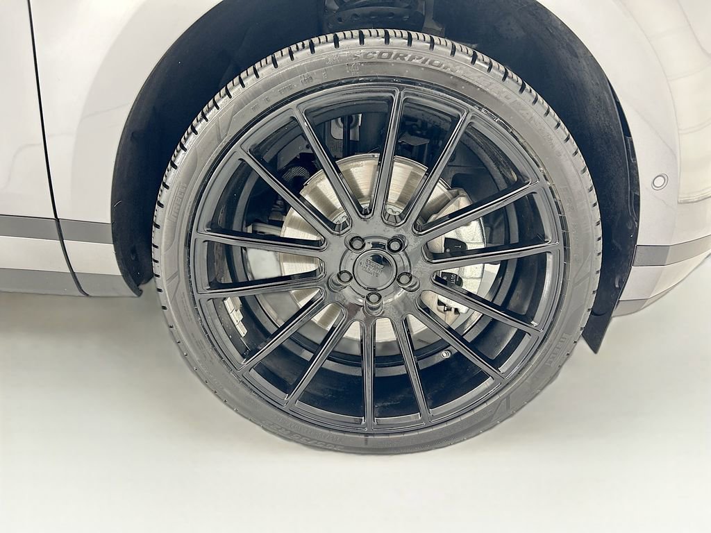 Used 2020 Land Rover Range Rover Evoque SE image 31