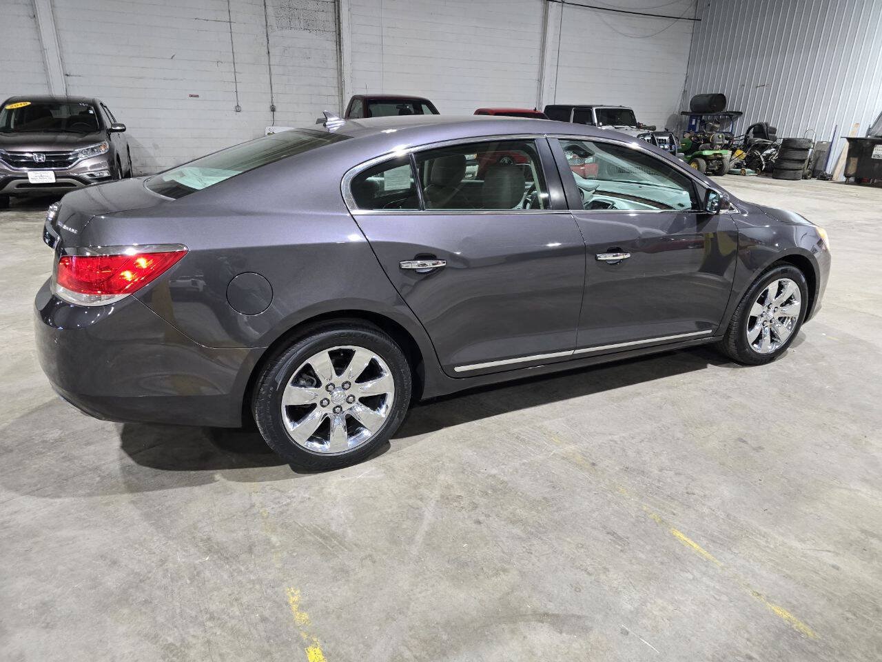 Used 2013 Buick LaCrosse Premium FWD image 12