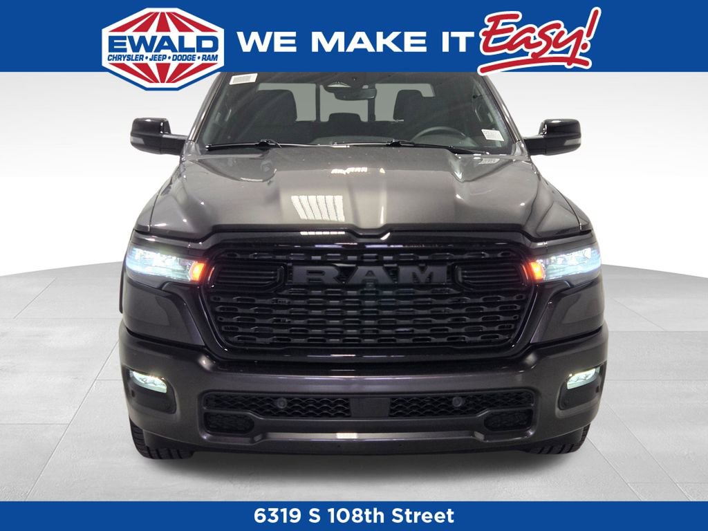 New 2026 RAM 1500 4x4 Crew Cab image 8