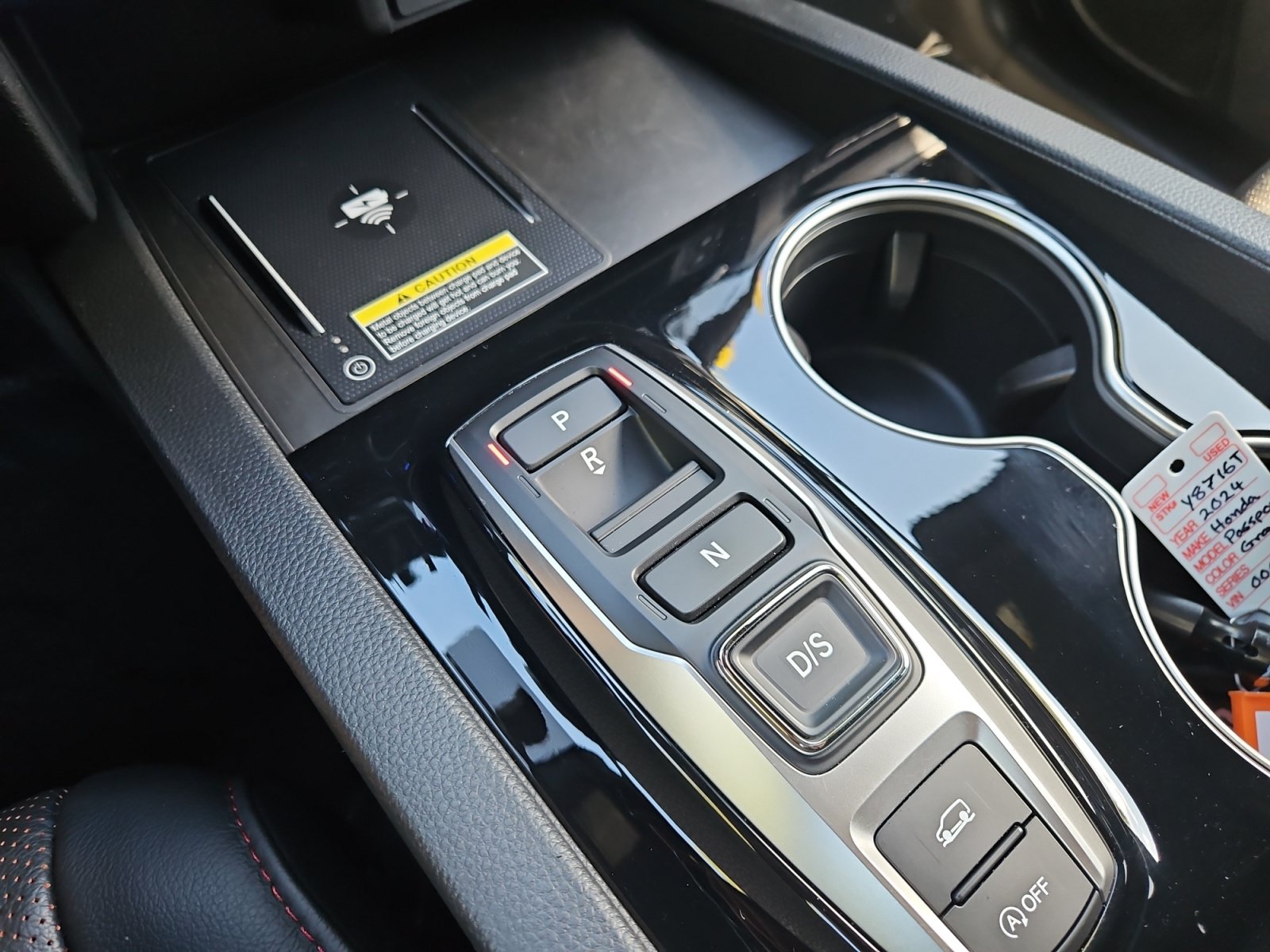 Used 2024 Honda Passport Black Edition image 26
