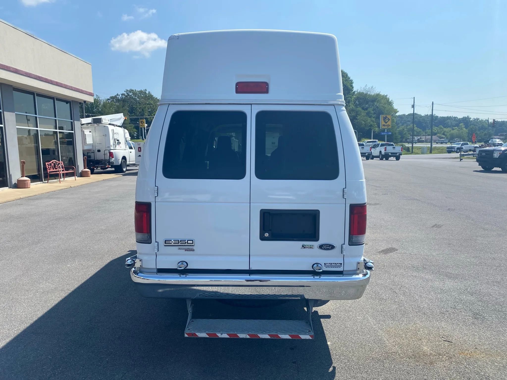 Used 2013 Ford E-350 and Econoline 350 Extended Super Duty w/ PWR Group RWD image 6
