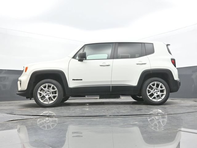 Used 2023 Jeep Renegade Latitude AWD/4WD image 55