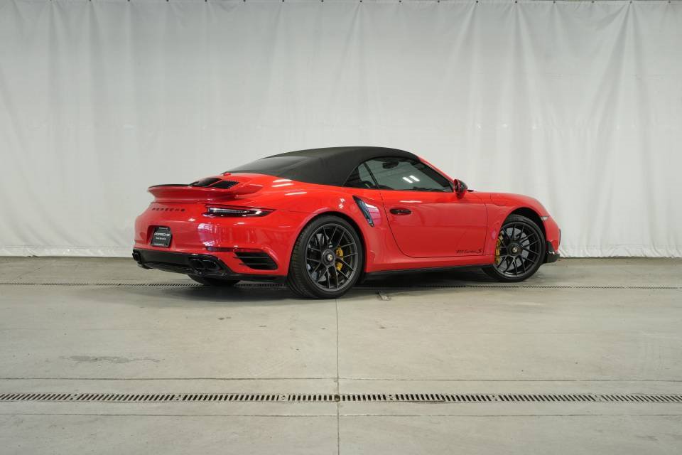 Used 2019 Porsche 911 Turbo image 7