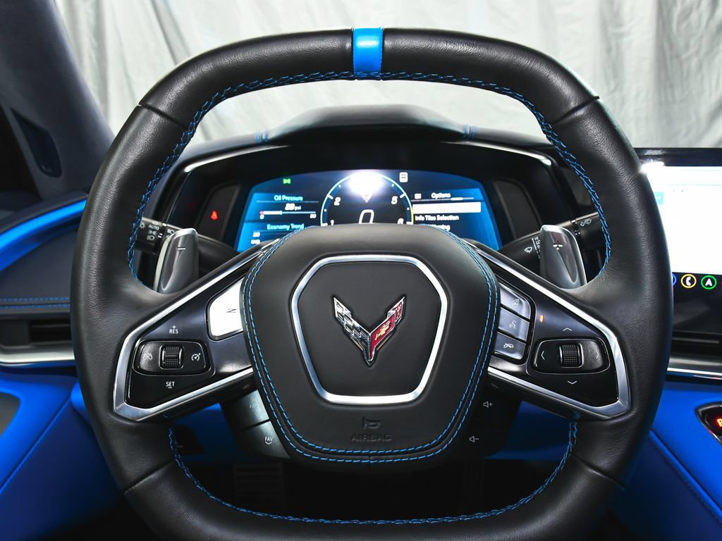 Used 2023 Chevrolet Corvette Stingray Premium Cpe w/ Body-Color Dual Roof Package RWD image 32