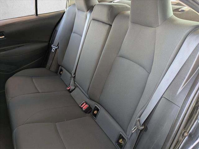 Used 2021 Toyota Corolla LE image 18