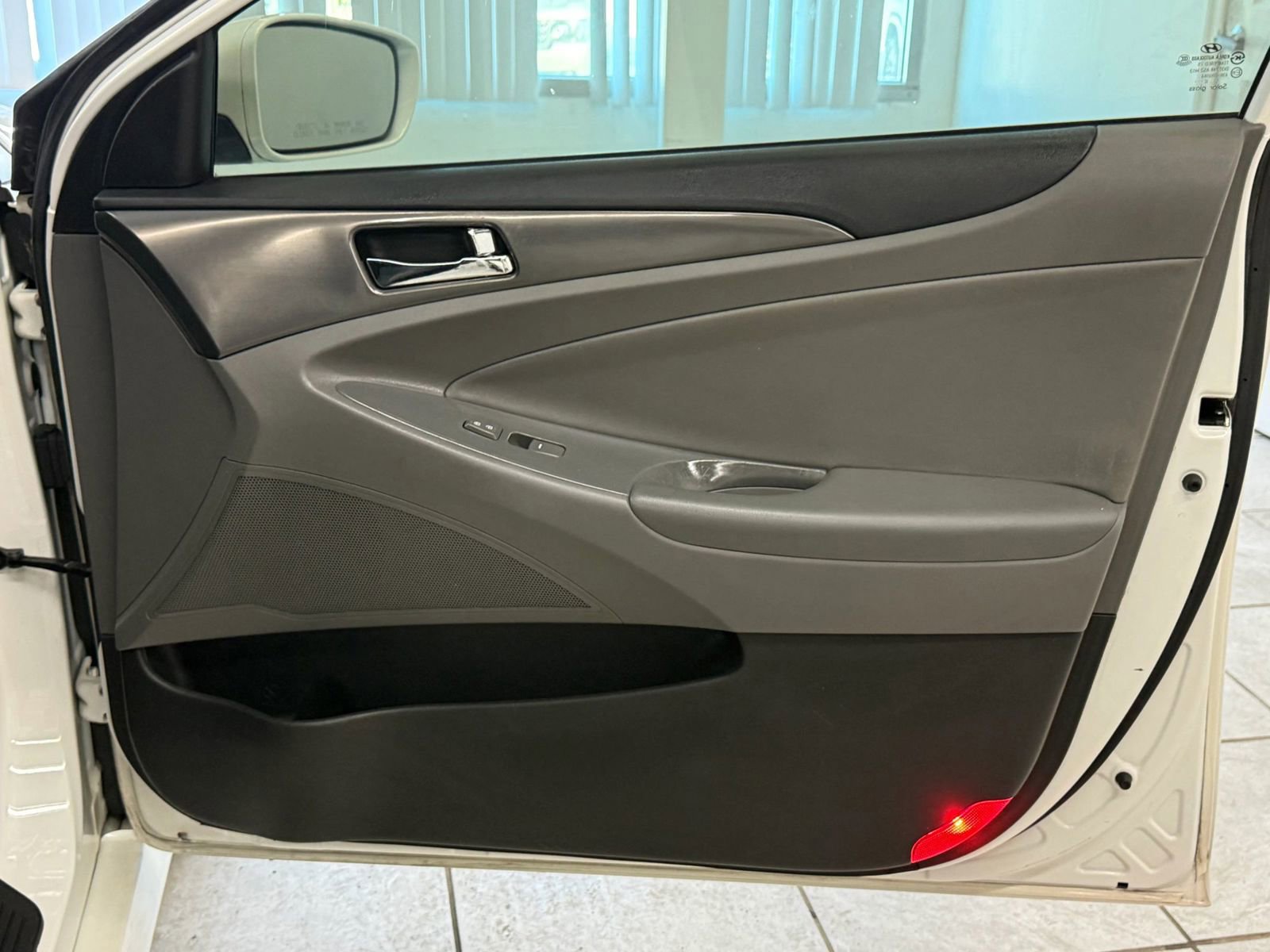 Used 2013 Hyundai Sonata Hybrid image 22