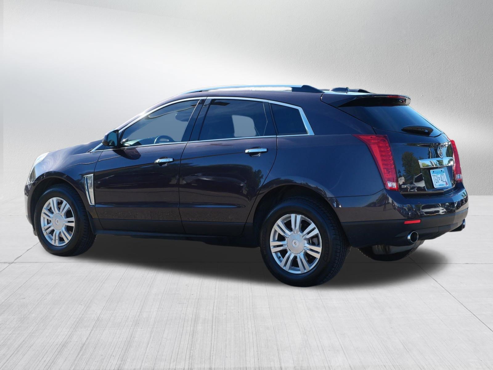 Used 2015 Cadillac SRX Luxury w/ Driver Awareness Package FWD image 5