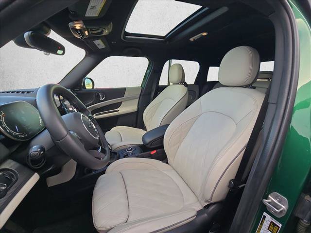 Used 2024 MINI Cooper Countryman S FWD image 16