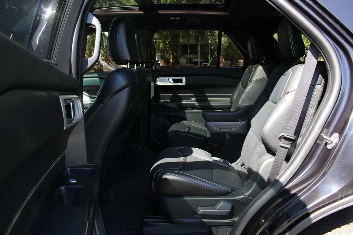 Used 2020 Ford Explorer ST w/ Premium Technology Package AWD/4WD image 13