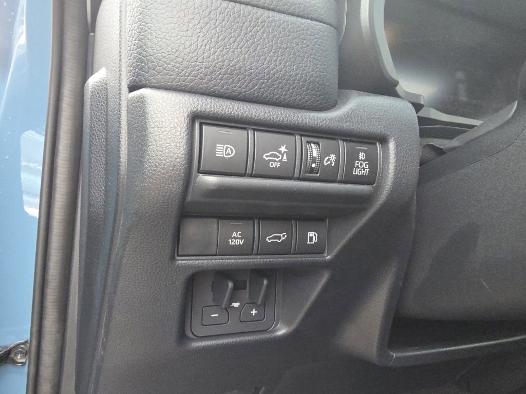 Used 2026 Toyota Land Cruiser image 14