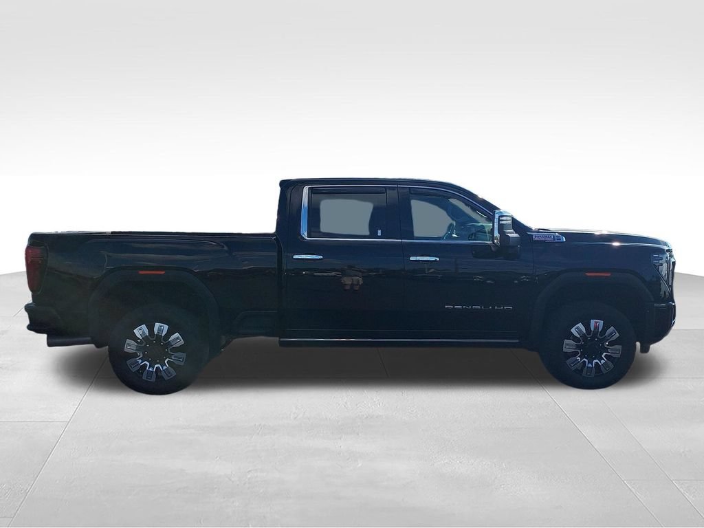 Used 2025 GMC Sierra 2500 Denali w/ Denali Reserve Package AWD/4WD image 6