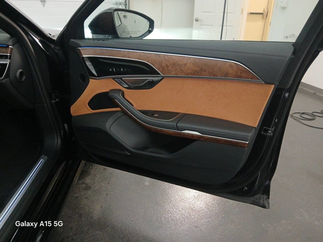 Used 2024 Audi A8 L 3.0T image 18