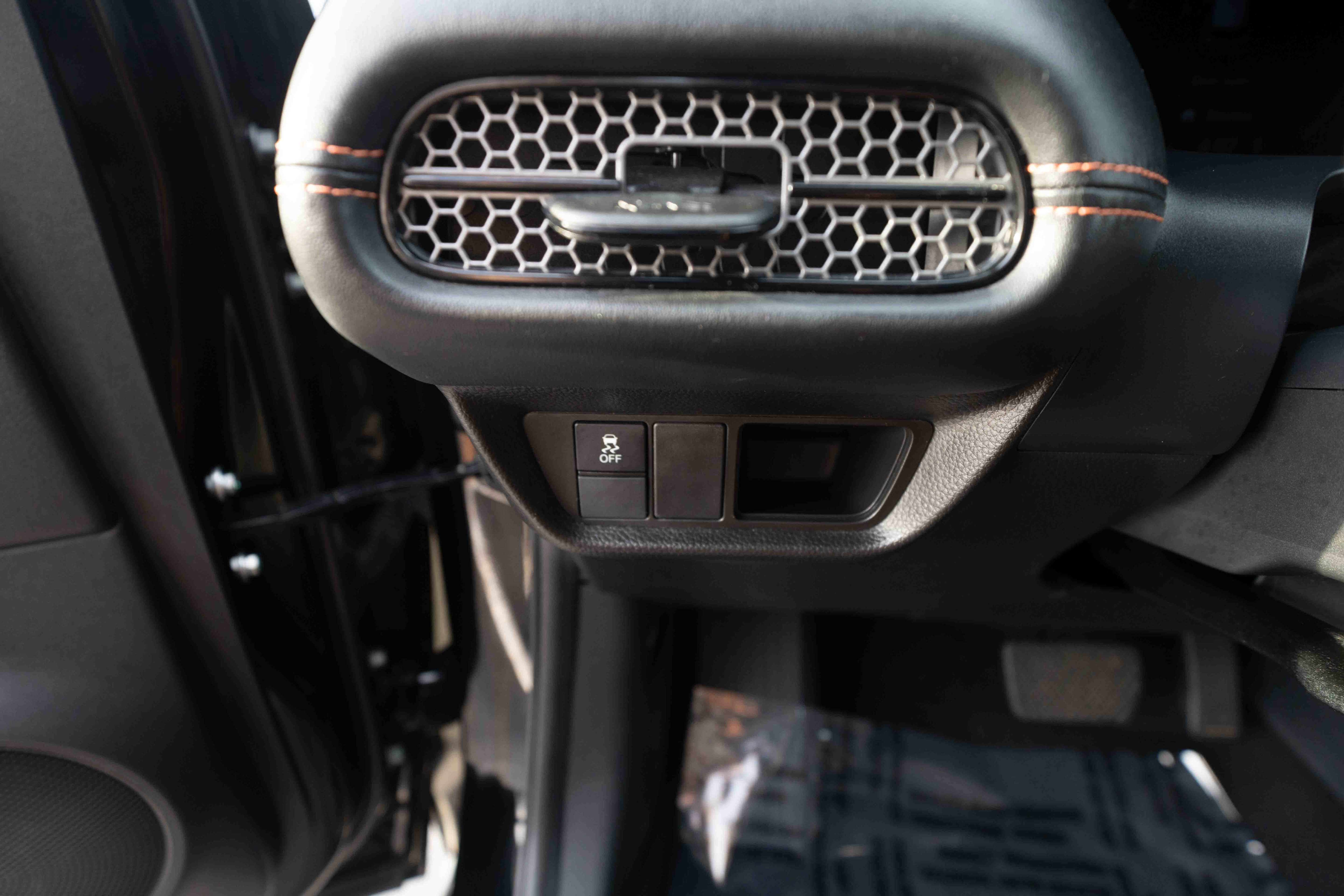 Used 2023 Honda HR-V Sport image 11