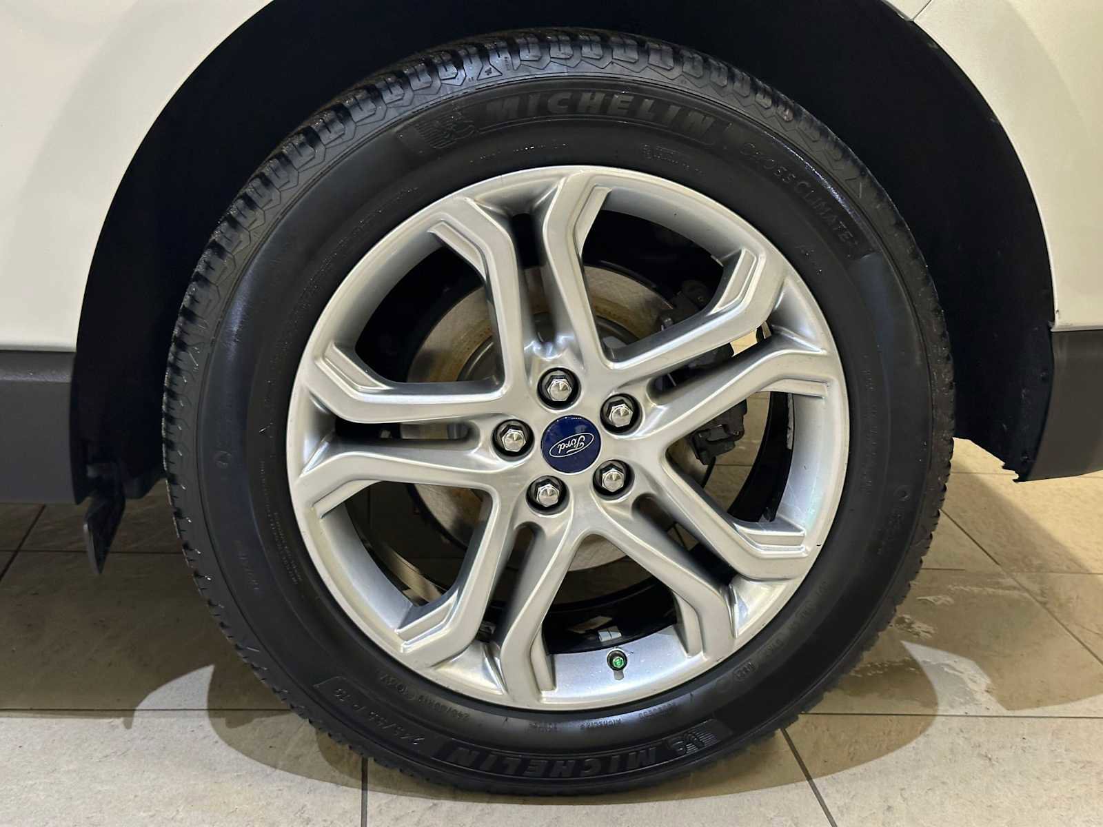 Used 2017 Ford Edge Titanium w/ Canadian Touring Package image 8