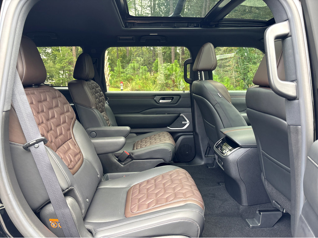 New 2026 Nissan Armada Platinum Reserve RWD image 16