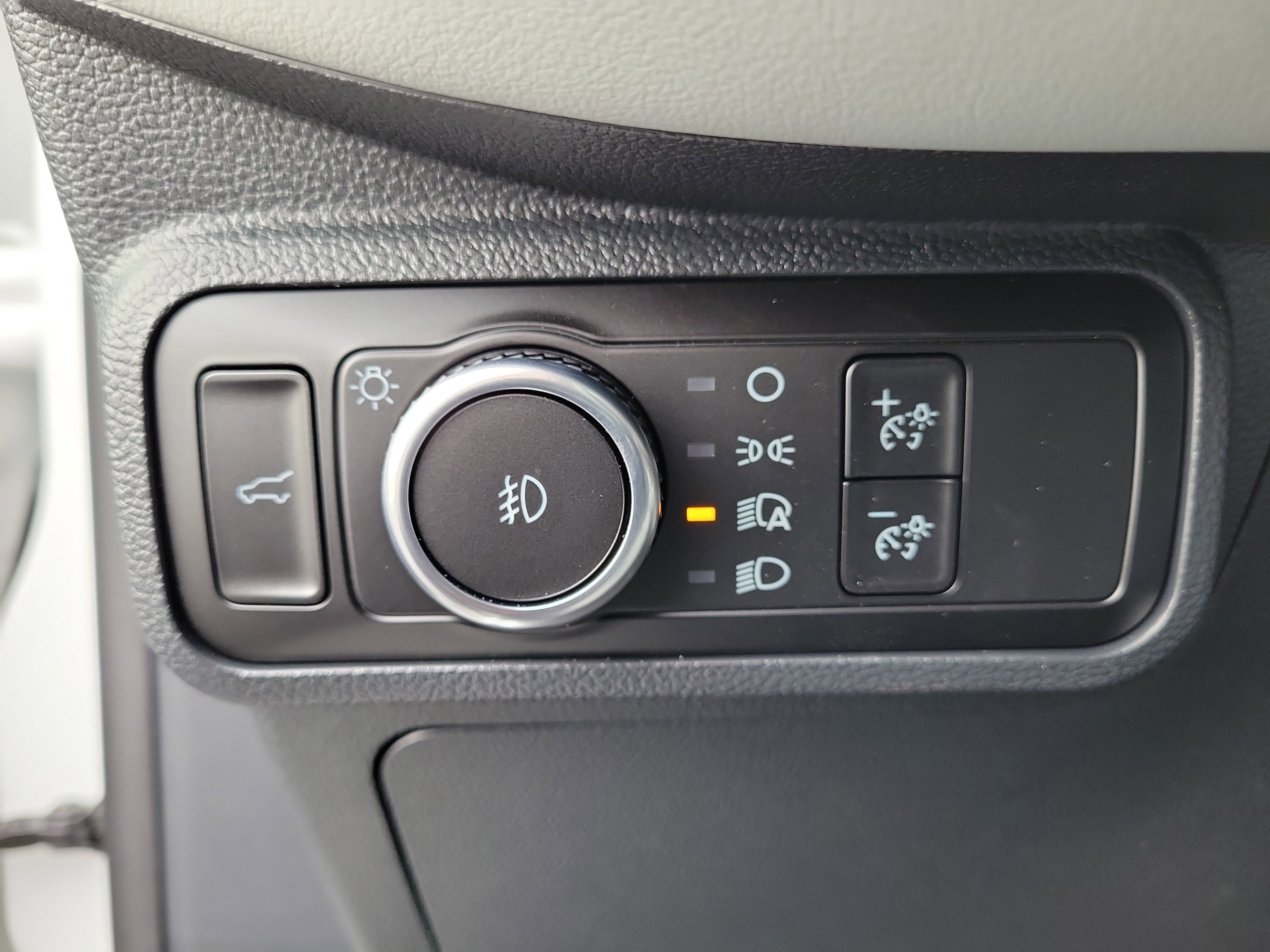 New 2026 Ford Explorer Platinum w/ LUX Leather Package image 24