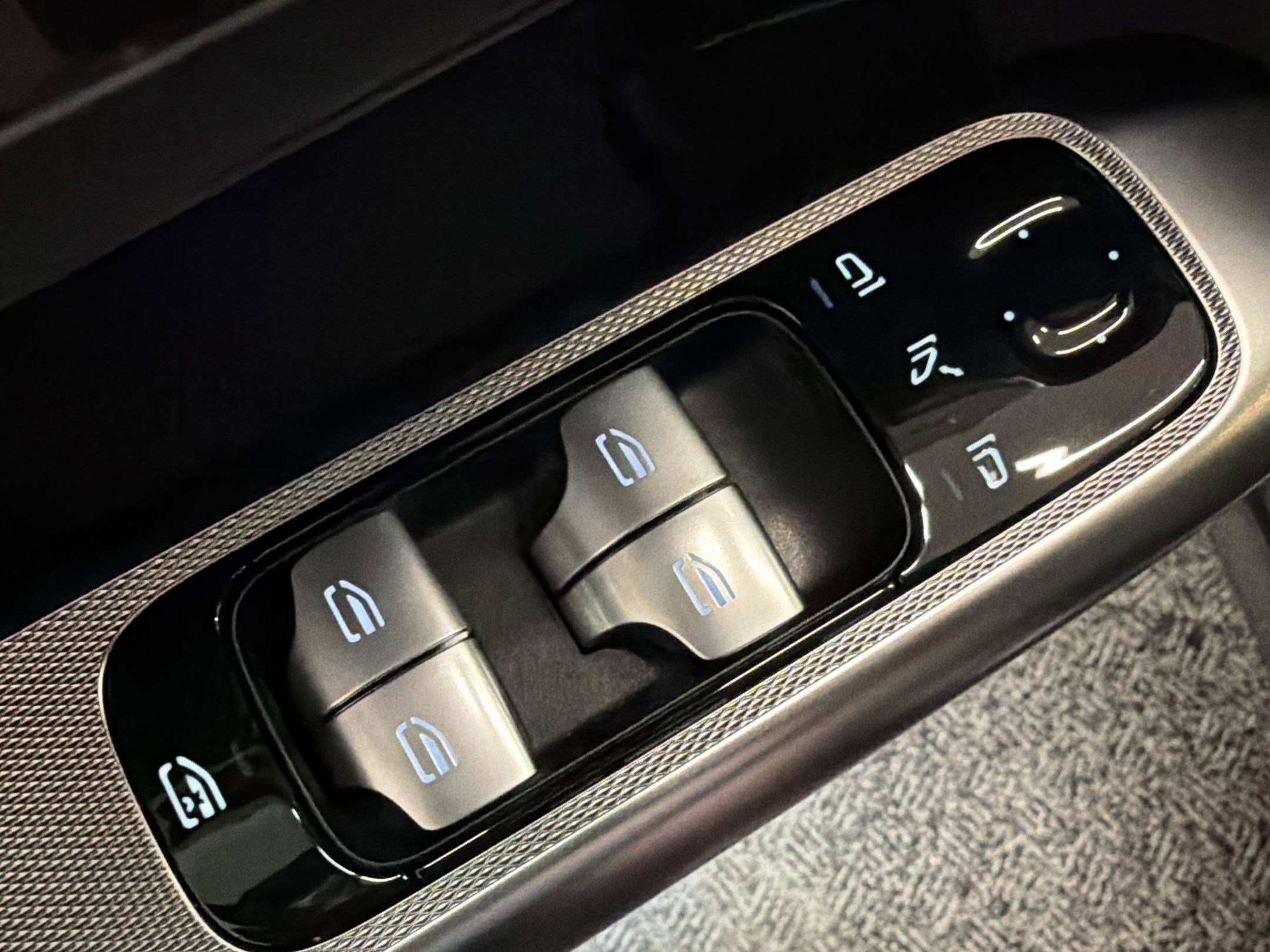 Used 2026 Mercedes-Benz GLC 300 image 18