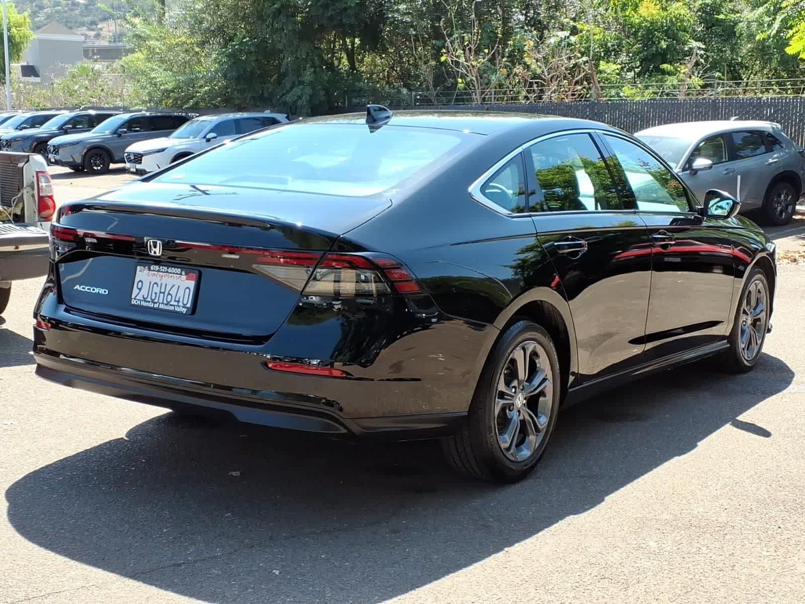 Used 2023 Honda Accord EX image 4