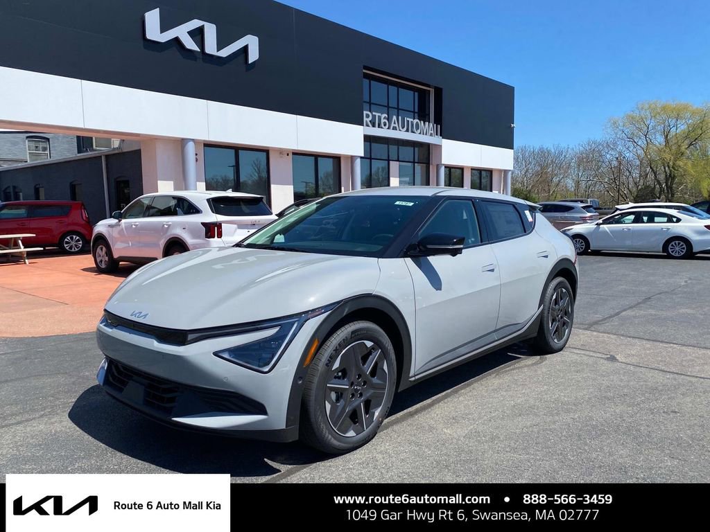 New 2025 Kia EV6 Light w/ Light LR Technology Package