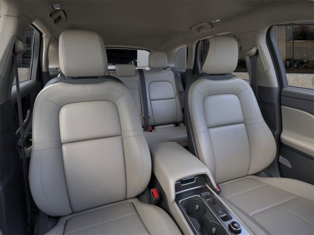 New 2026 Lincoln Corsair Premiere image 10