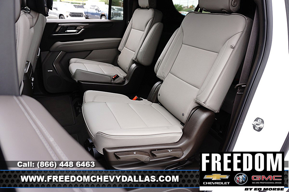 New 2026 GMC Yukon XL Elevation w/ Elevation Premium Package AWD/4WD image 14
