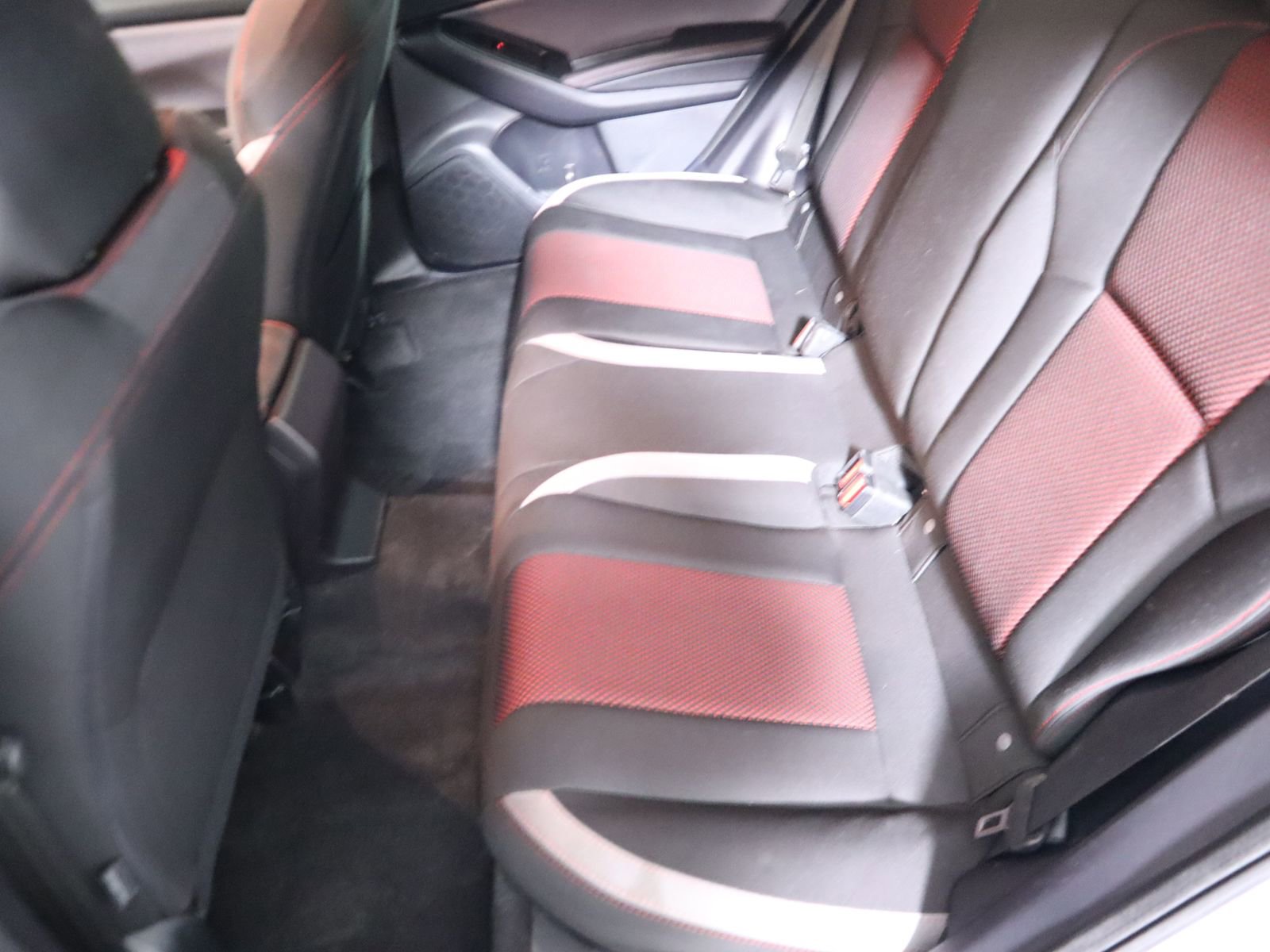 Used 2020 Subaru Impreza 2.0i Sport image 40