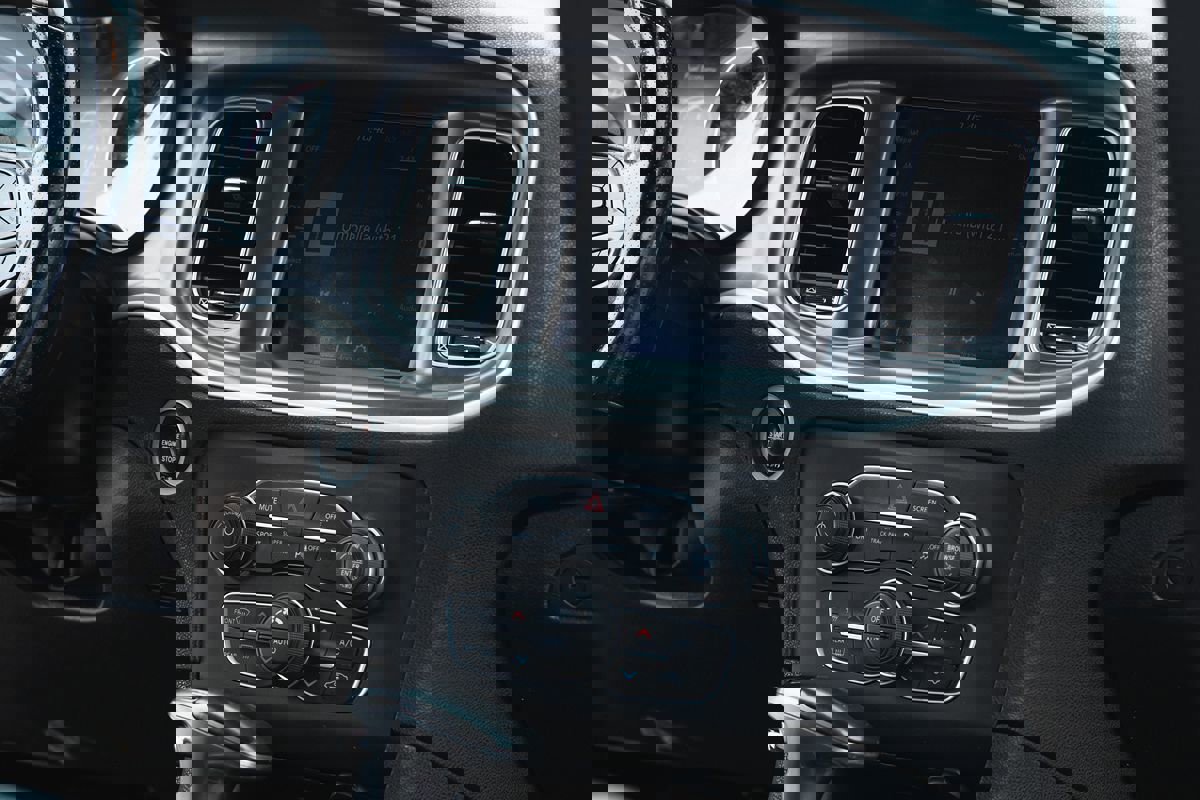 Used 2022 Dodge Charger R/T image 25