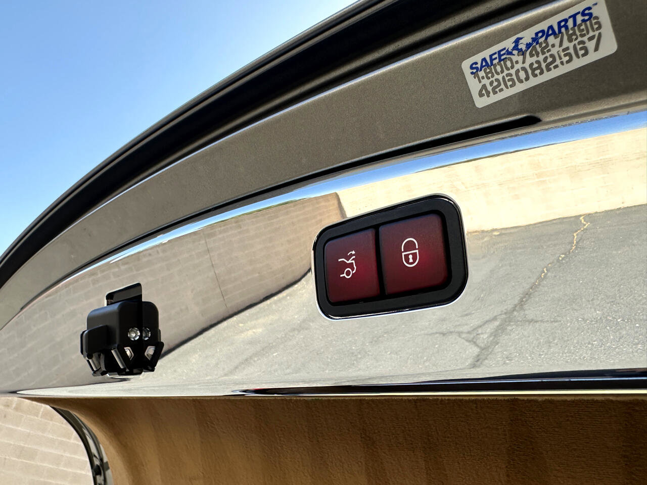 Used 2004 Maybach 57 image 37
