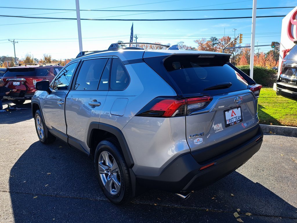 New 2025 Toyota RAV4 XLE image 8