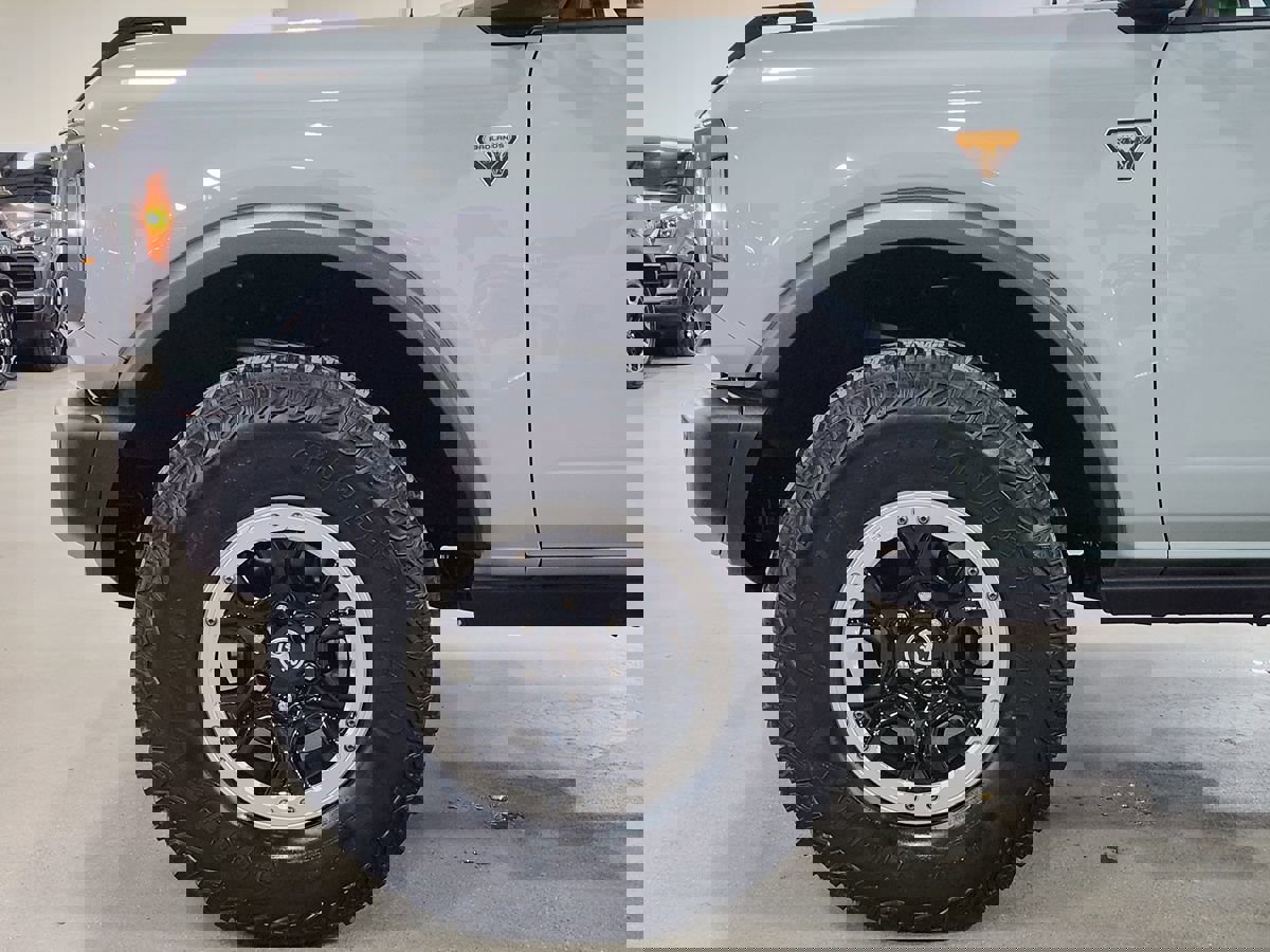 Used 2022 Ford Bronco Badlands w/ Sasquatch Package image 5