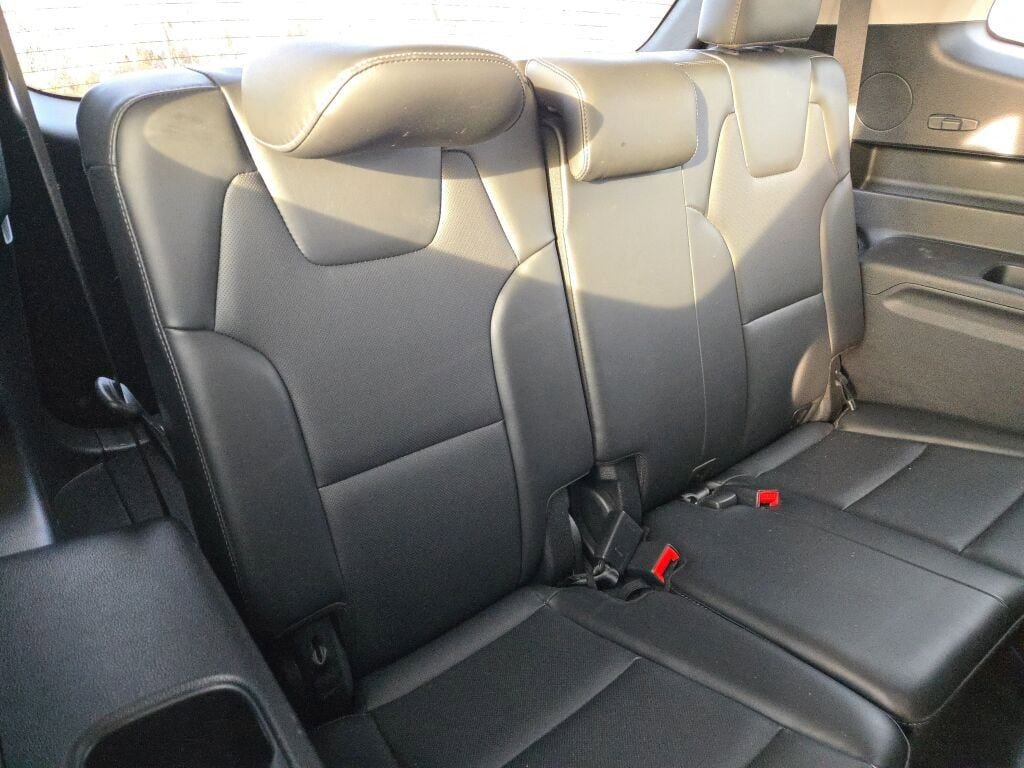 Used 2020 Kia Telluride EX image 11