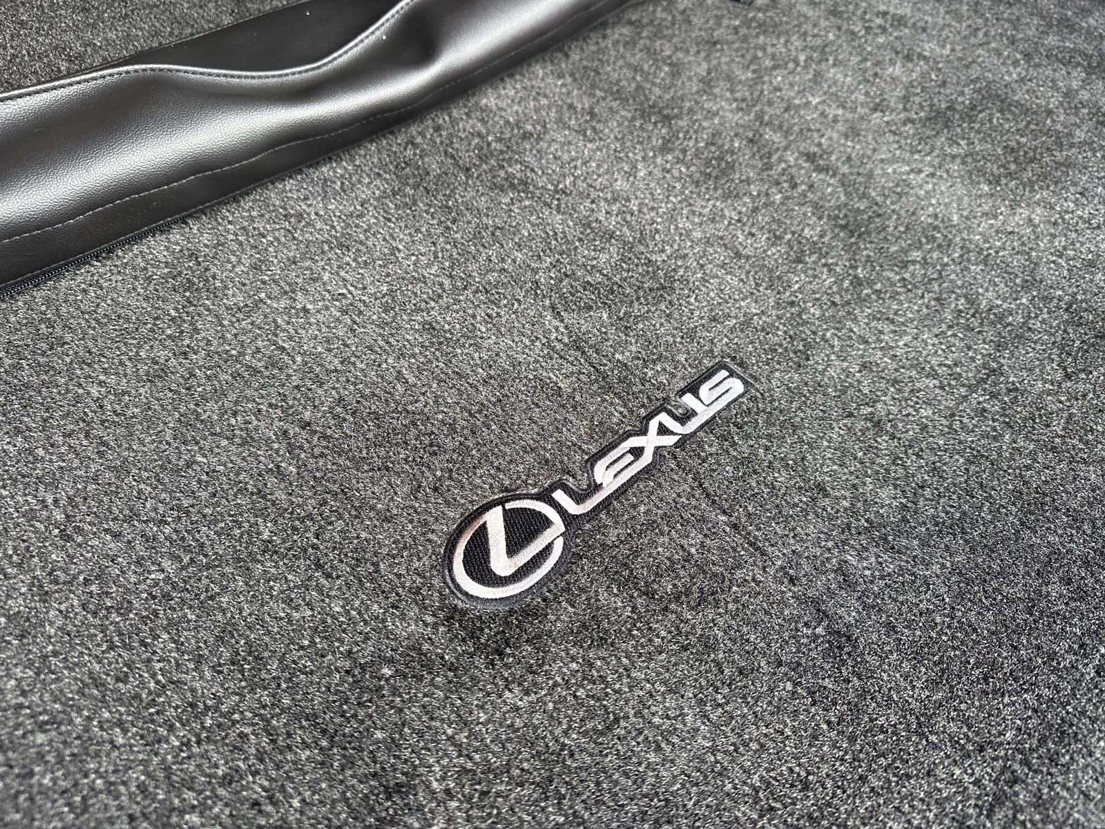 Used 2018 Lexus ES 350 w/ Navigation System Package image 28