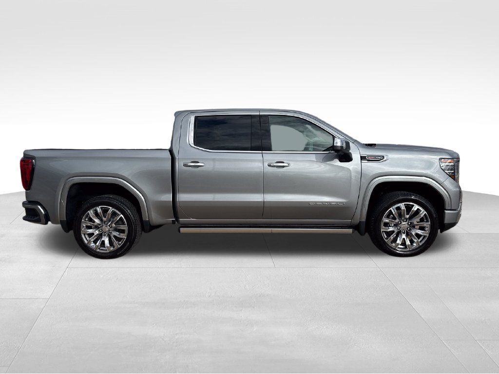 New 2026 GMC Sierra 1500 Denali w/ Denali Reserve Package AWD/4WD image 14