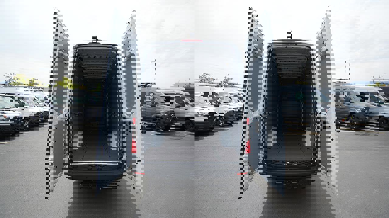 New 2025 Mercedes-Benz Sprinter 2500 image 7