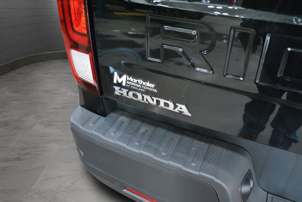 Certified 2024 Honda Ridgeline Black Edition image 8